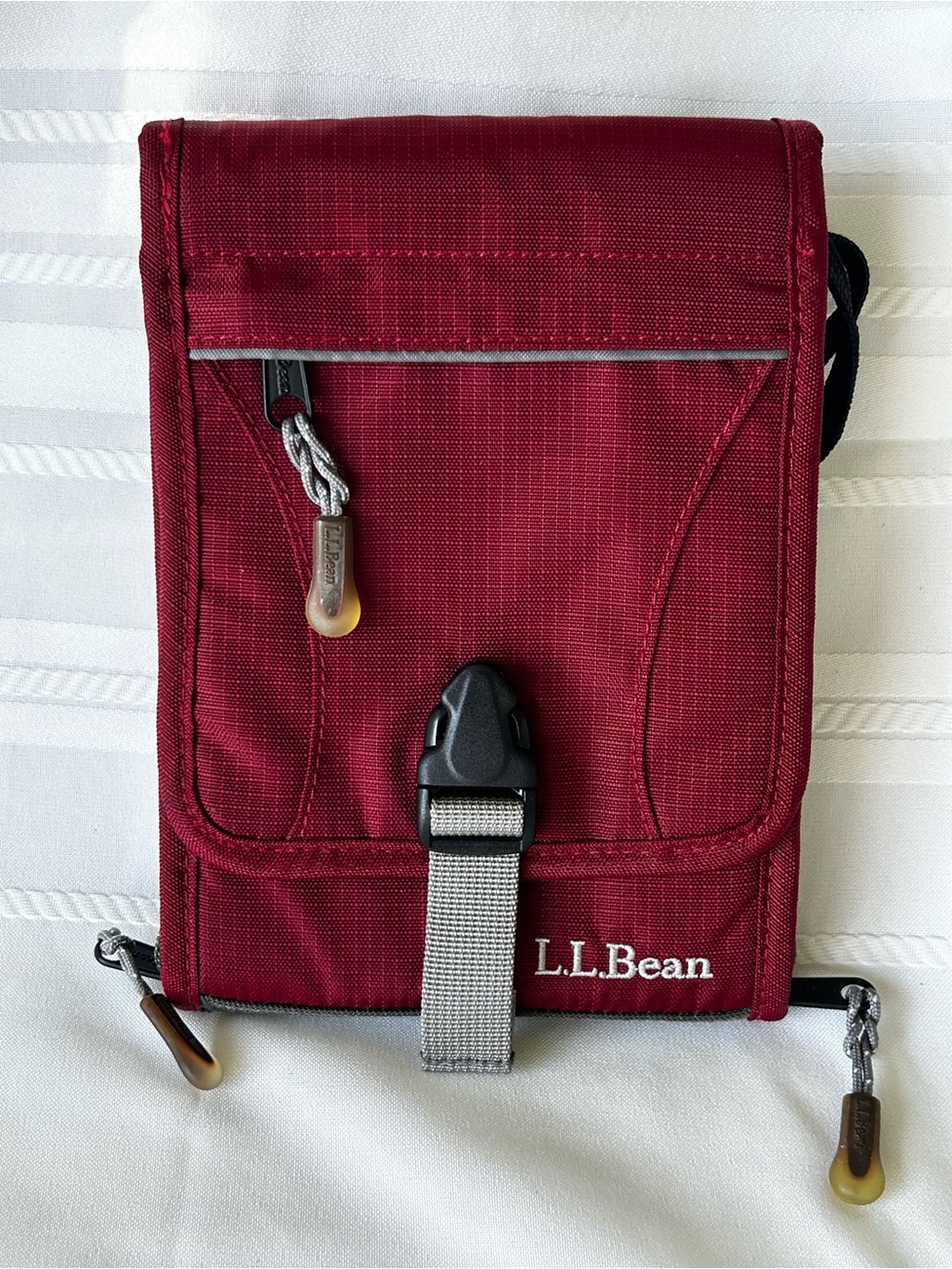 L.L. Bean Crossbody Belt Bag Burgundy Gray Travel Bag Zipper Trifold Buckles